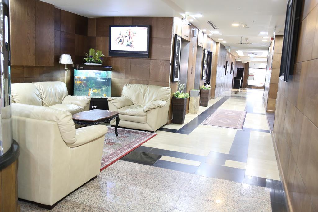Abjad Crown Hotel Dubai Eksteriør bilde