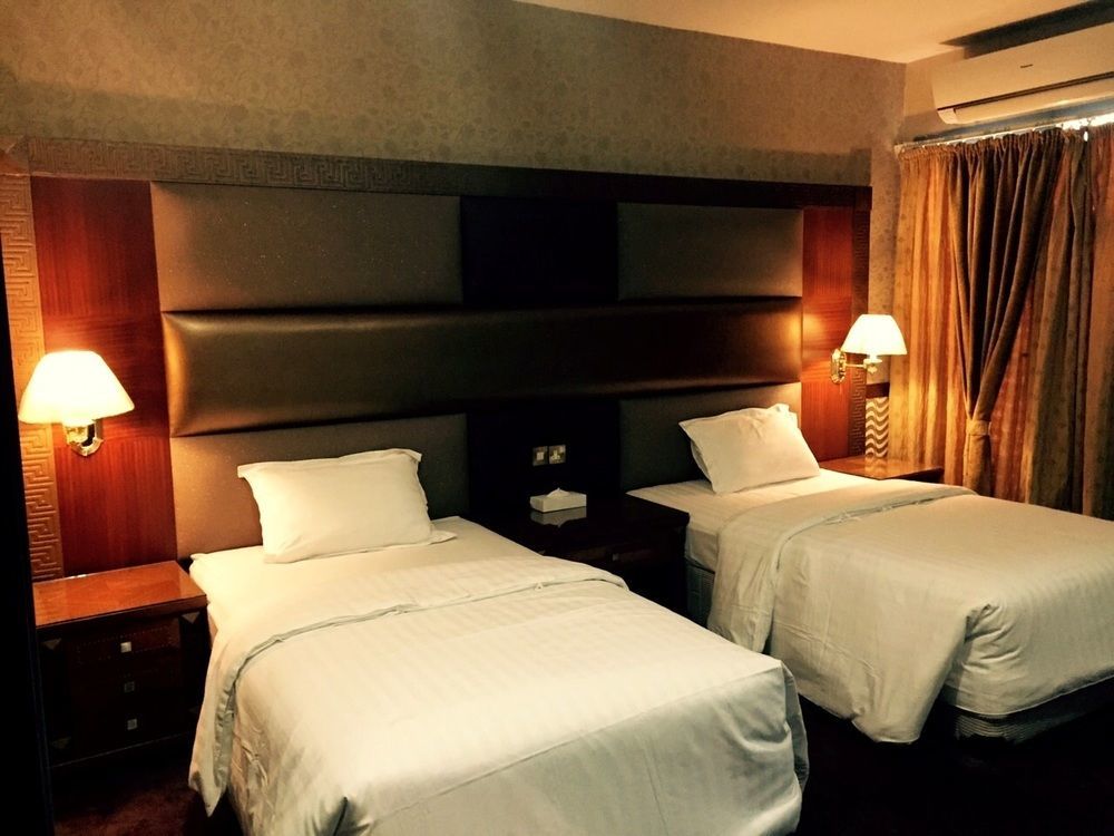 Abjad Crown Hotel Dubai Eksteriør bilde
